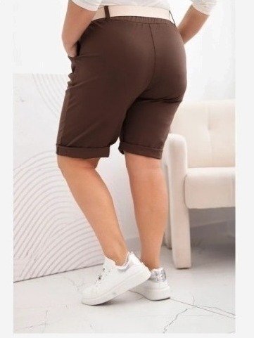 Dámske bavlnené šortky Plus Size s opaskom hnedý
