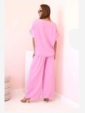 Dámsky komplet z viskózy s ozdobným kvetom a širokými nohavicami svetloružová