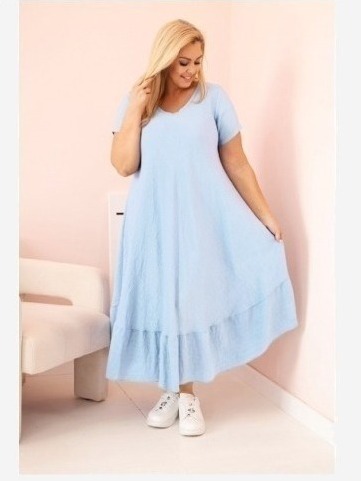 Dámske šaty plus size s krátkym rukávom a volánom z ľahkej viskózy modrá