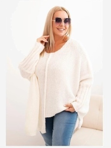 Dámsky sveter Plus Size z akrylom vo voľnom strihu a rukávom 3/4 ecru