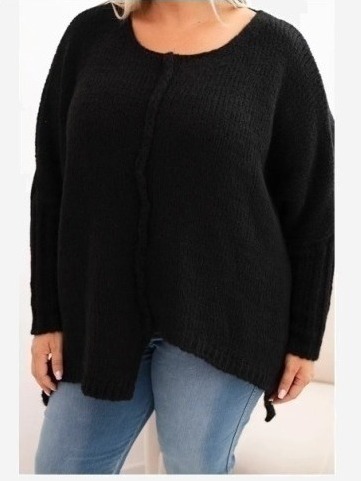 Dámsky sveter Plus Size z akrylom vo voľnom strihu a rukávom 3/4 čierny