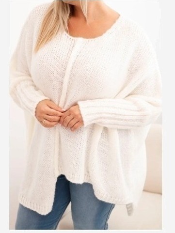 Dámsky sveter Plus Size z akrylom vo voľnom strihu a rukávom 3/4 ecru