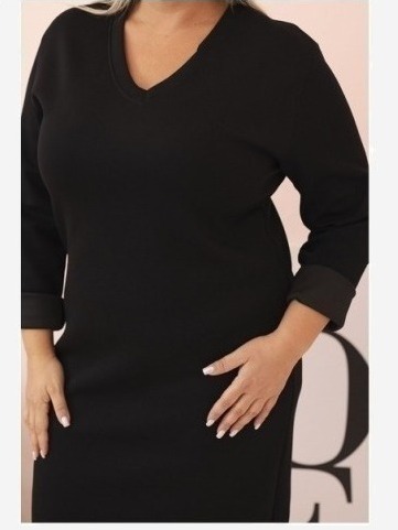 Šaty Plus Size maslová s výstrihom V a rukávom čierna