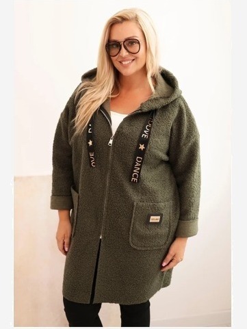 Dámsky kabát Plus Size z umelého baranka s kapucňou a vreckami khaki