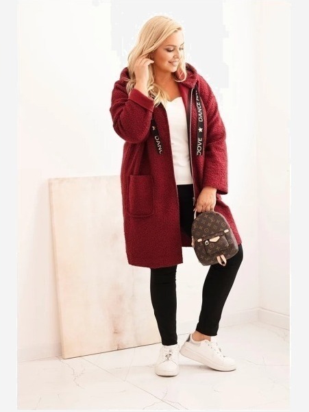 Dámsky kabát Plus Size z umelého baránka s kapucňou a vreckami bordový