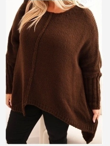 Dámsky sveter Plus Size s akrylom vo voľnom strihu a rukávom 3/4 hnedý