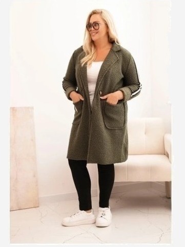 Dámsky kabát Plus Size z umelého baranka s vreckami khaki