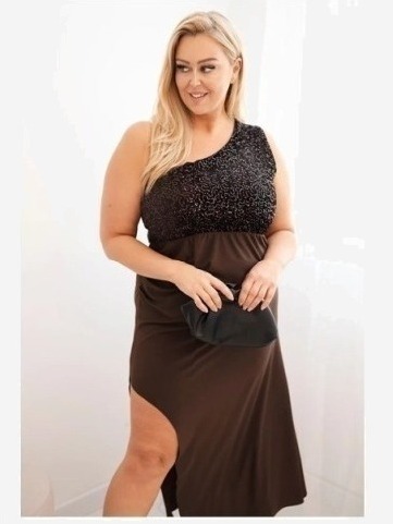 Dámske večerné šaty Plus Size na jedno rameno hnedá