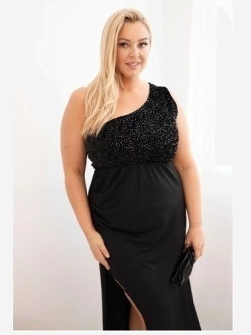 Dámske večerné šaty Plus Size na jedno rameno čierna