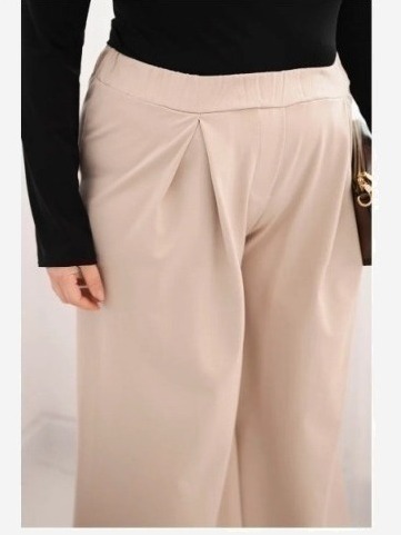 Dámske nohavice Plus Size so širokými nohavicami a plisovaním béžové