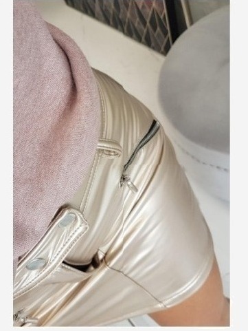 Sukňa s ozdobnými zipsami béžová