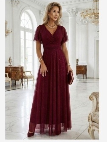635-5 MELANIA dlhé, lesklé šaty s výstrihom a krátkymi rukávmi - vínové