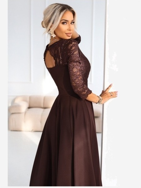 309-14 AMBER elegantní dlouhé krajkové šaty s výstřihem - čokoládové