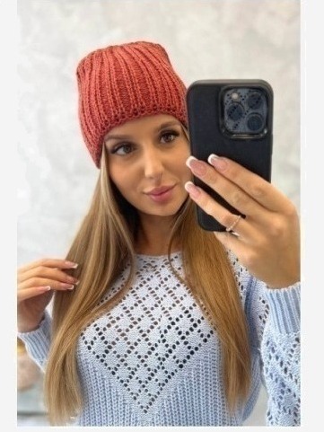 Dámska čiapka Rebeka K345 bordó
