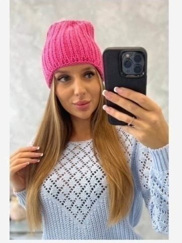 Dámska čiapka Rebeka K345 ružový neón