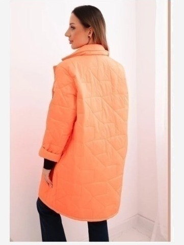 Dámska bunda Plus Size prešívaná s ozdobnými gombíkmi a golierom oranžový neon
