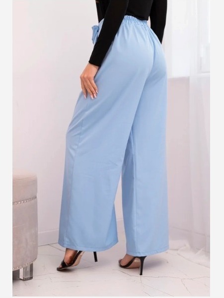 Dámske elegantné nohavice so širokým strihom a ozdobným kvetom modré