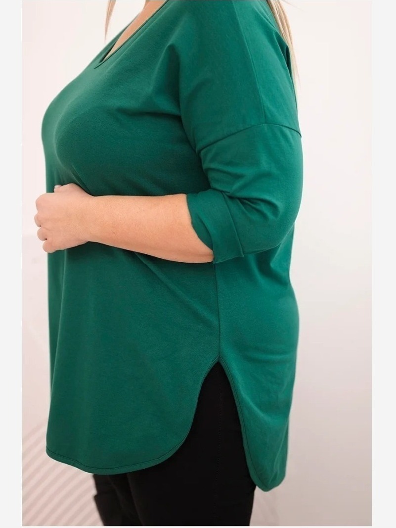 Dámska bavlnená blúzka Plus Size s výstrihom do V a podhnutým rukávom tmavozelená