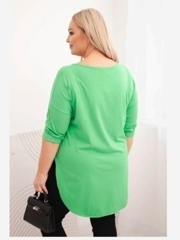 Dámska bavlnená blúzka Plus Size s V-výstrihom a podhodeným rukávom svetlozelená