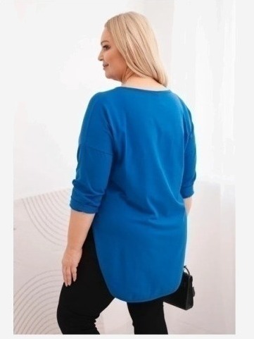 Dámska bavlnená blúzka Plus Size s V výstrihom a podhnutým rukávom chabrová