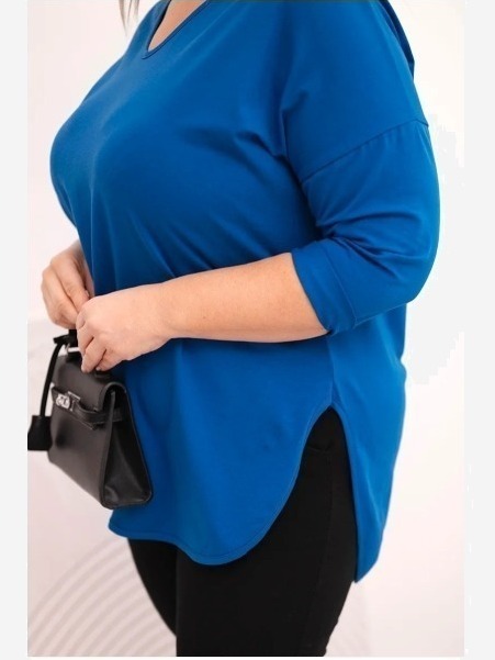 Dámska bavlnená blúzka Plus Size s V výstrihom a podhnutým rukávom chabrová
