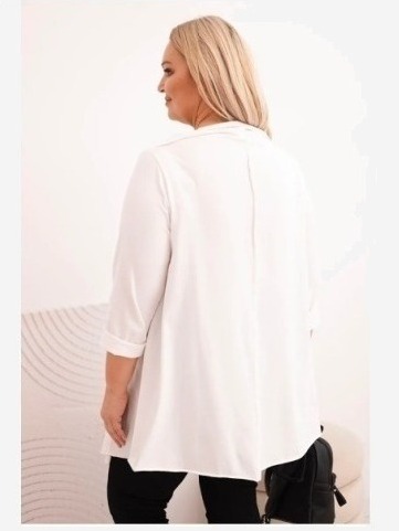 Dámska bavlnená blúzka Plus Size asymetrická s podviatym rukávom biela