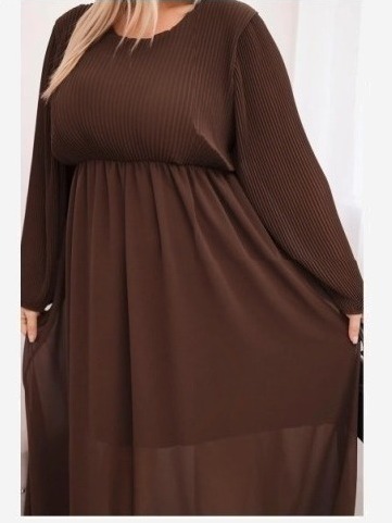 Dámska plisovaná sukňa Plus Size z viskózy a s dlhým rukávom hnedá