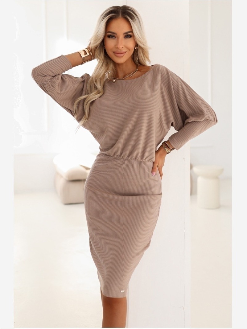 399-4 LARA Rebrované šaty s manžetami - mocha mousse