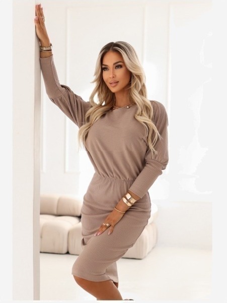 399-4 LARA Rebrované šaty s manžetami - mocha mousse