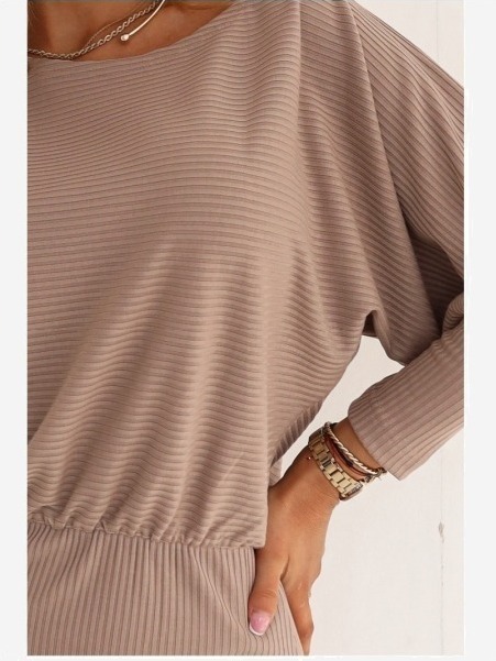 399-4 LARA Rebrované šaty s manžetami - mocha mousse