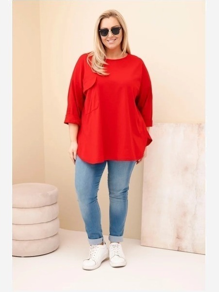 Dámska blúzka Plus Size z bavlnou s vreckom a podvinutým rukávom červená
