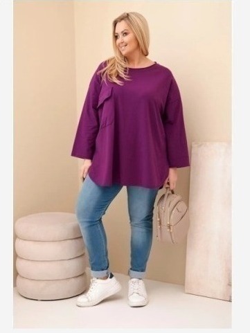 Dámska blúzka Plus Size s bavlnou, s vreckom a s rukávom srolovaným tmavo fialová