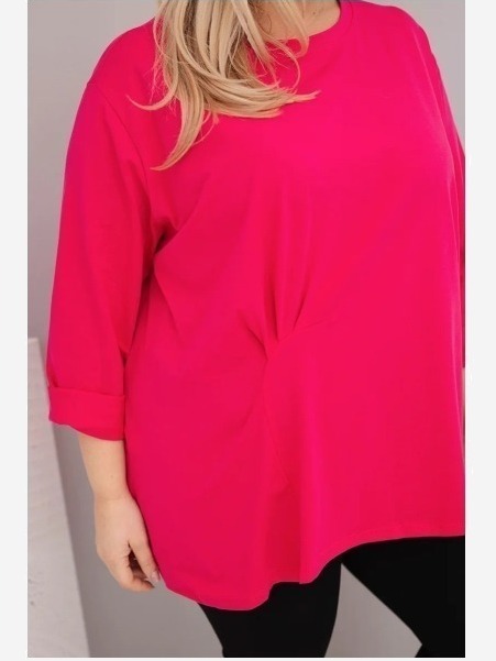 Dámska blúzka plus size s bavlnou a dlhým rukávom a nariasením fuchsie