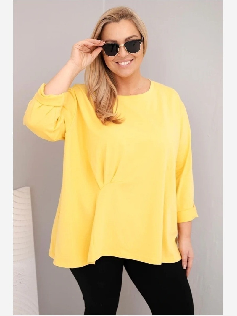 Dámska blúzka plus size s bavlnou a dlhým rukávom a nariasením žltá