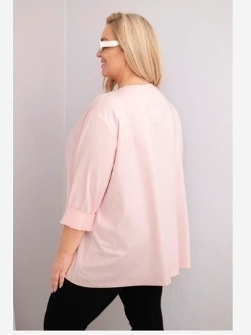 Dámska blúzka plus size s bavlnou s dlhým rukávom a nariasením pudrová ružová