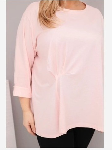 Dámska blúzka plus size s bavlnou s dlhým rukávom a nariasením pudrová ružová