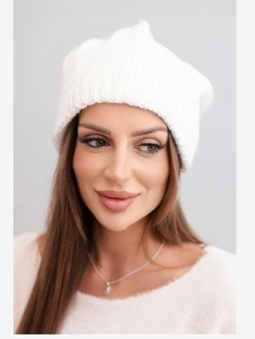 Čiapka s otočením nahor Magda K293 ťavej farby
