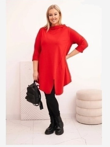 Dámska bavlnená blúzka Plus Size asymetrická s podhnutým rukávom červená