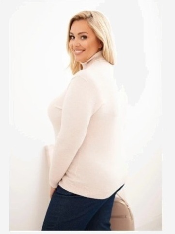 Dámsky viskózový sveter Plus Size s golierom klasického strihu béžový