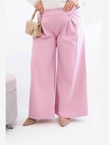 Dámske nohavice Plus Size so širokými nohavicami a plisovaním svetlofialové