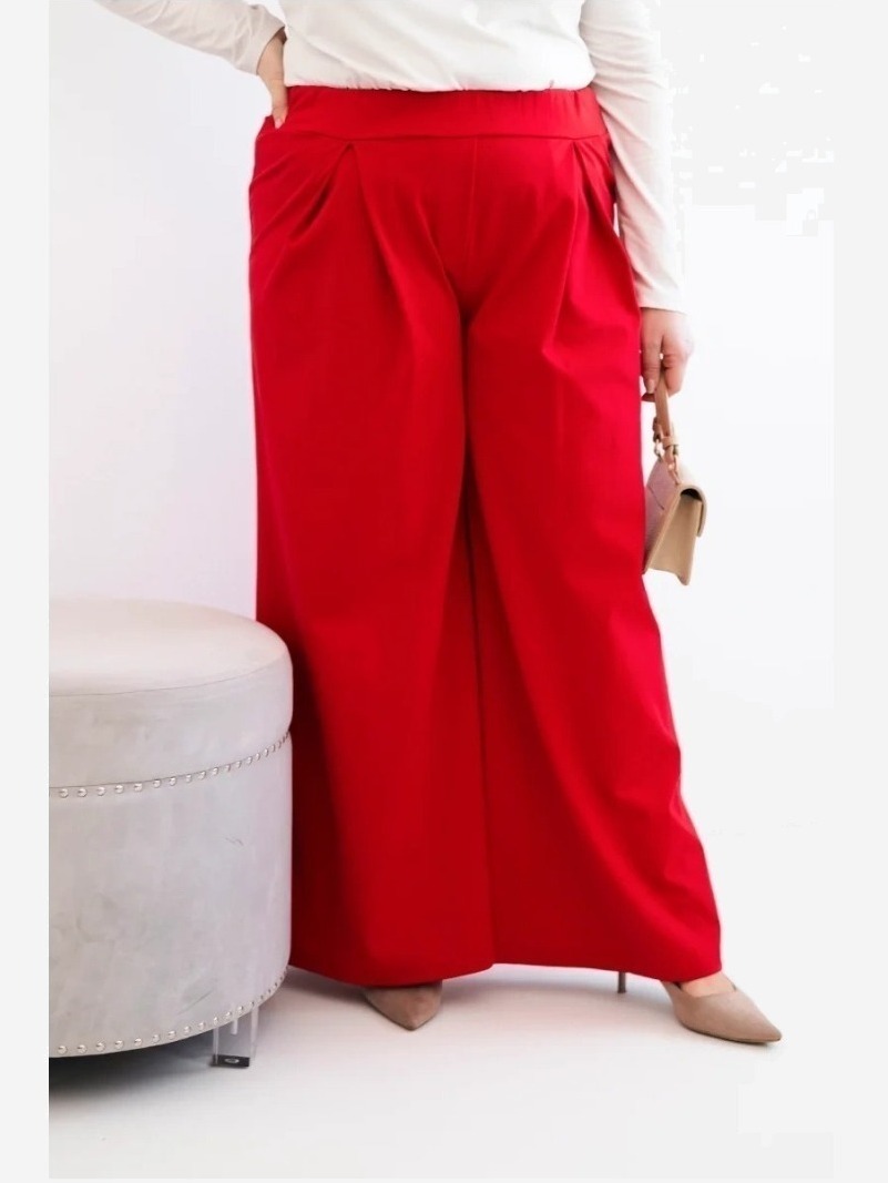Dámske nohavice Plus Size so širokými nohavicami a plisé červené