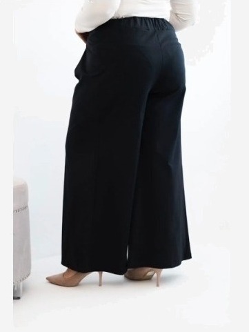 Dámske nohavice Plus Size so širokými nohavicami a plisovaním čierne