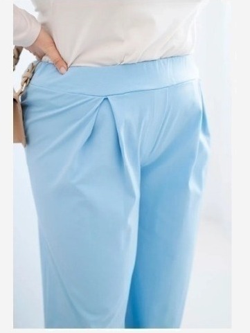 Dámske nohavice Plus Size so širokými nohavicami a plisovaním modré