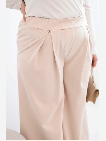 Dámske nohavice Plus Size s širokými nohavicami a plisovaním béžová