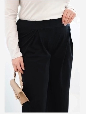 Dámske nohavice Plus Size so širokými nohavicami a plisovaním čierne