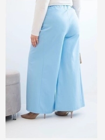 Dámske nohavice Plus Size so širokými nohavicami a plisovaním modré