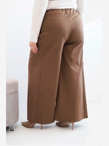 Dámske nohavice Plus Size so širokými nohavicami a skladaním camelové