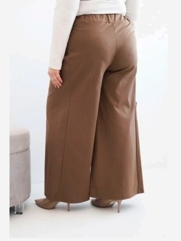 Dámske nohavice Plus Size so širokými nohavicami a skladaním camelové