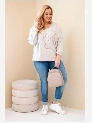 Dámska bavlnená blúzka Plus Size s výstrihom do V béžová