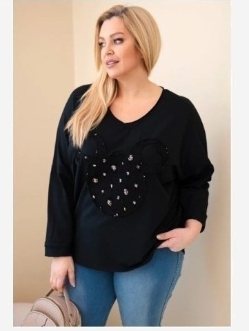 Dámska bavlnená blúzka Plus Size s V výstrihom čierna